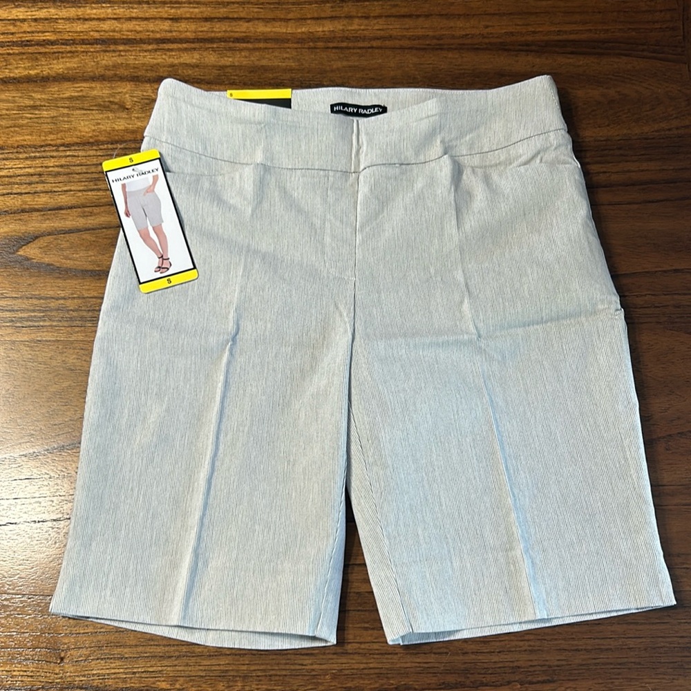 Hilary Radley Bermuda Shorts Off White/Gray Size S NWT
